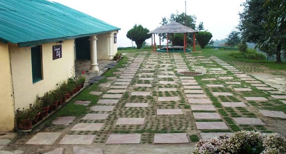 Youreka Pinewood Cliff, Almora 2